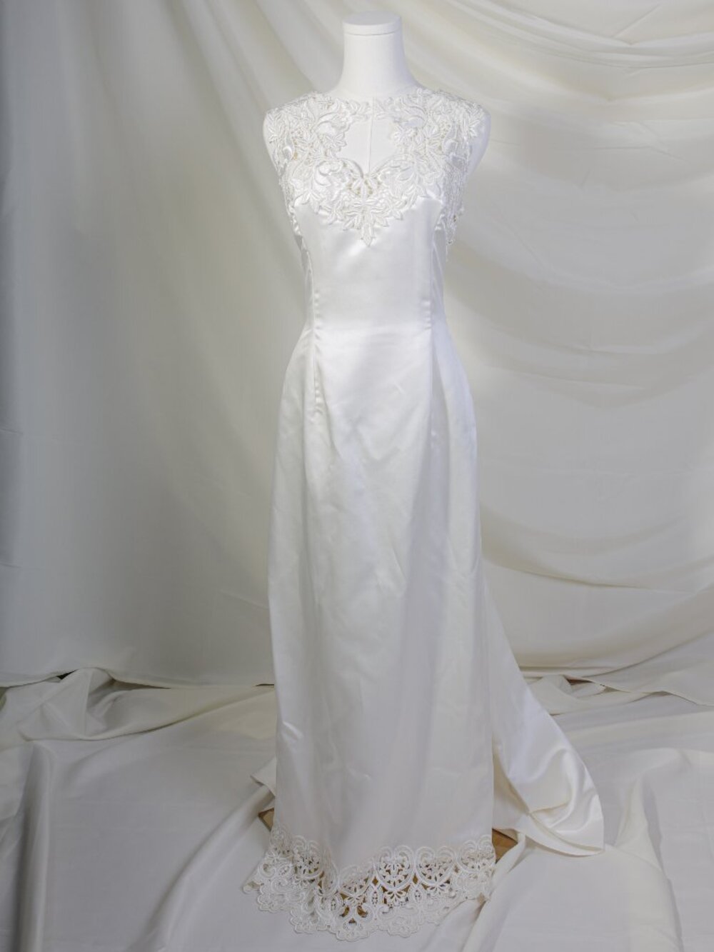 Jessica McClintock Vintage Ivory Backless Lace Wedding Dress